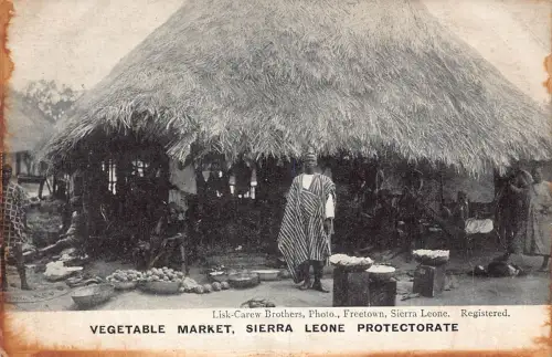 Sierra Leone Gemüsemarkt Ureinwohner ethnische Hütte Vintage Postkarte