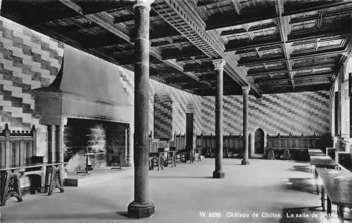 Schweiz Chateau de Chillon La Salle de Justice Schloss Vintage Postkarte
