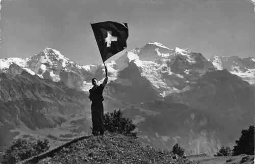 Schweiz 1955 Berner Oberland Jungfrau Bergsteiger Hisst Flagge RPPC Postkarte