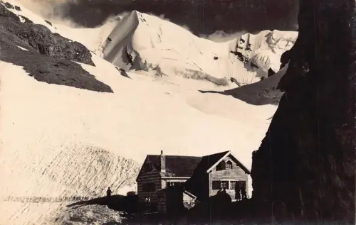Schweiz Bohtuerlihütte Wilde Frau Weisse Frauhütte Berg RPPC Postkarte