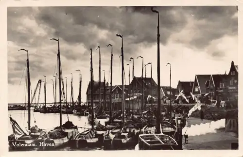 Niederlande 1952 Volendam Haven Hafen Boote Vintage Postkarte