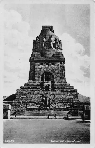 L052 Deutschland Leipzig Voelkerschlachtdenkmal Denkmal Vintage Postkarte