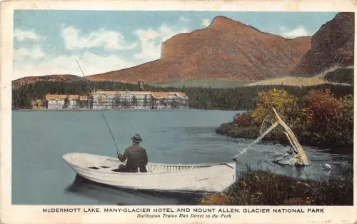 US McDermott Lake Many Glacier Hotel Mount Allen Boat 1920 Postkarte