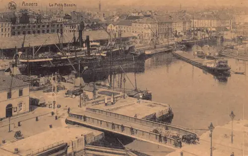 C047 Belgien Anvers Le Petit Bassin Boats Vintage Postkarte
