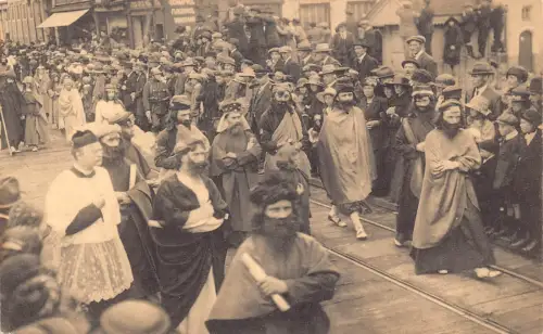 C047 Belgien Brügge Prozession du St. Sang Jesus parmi les Docteurs Postkarte