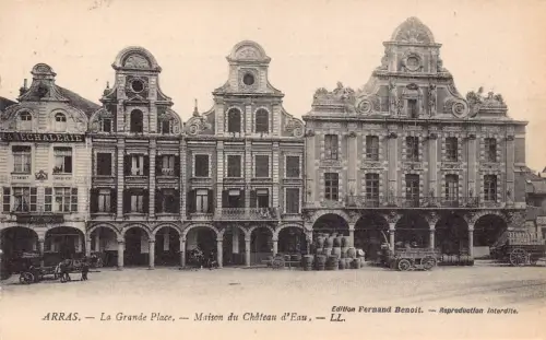 C043 Frankreich Arras La Grande Place Vintage Postkarte