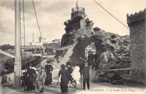 Frankreich Biarritz Le Rocher De la Vierge Klippe Touristen Vintage Postkarte