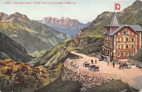Schweiz 1925 Klausenstrasse Hotel Klausen Passhöhe Autos Oldtimer Postkarte