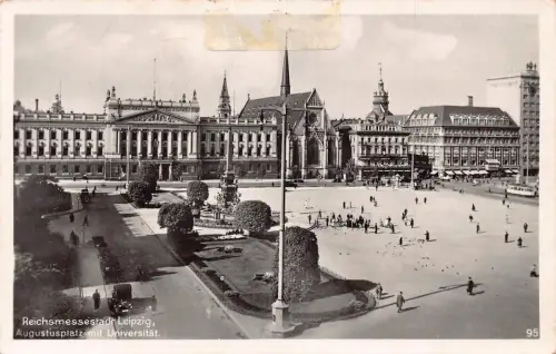A088 Deutschland 1939 RPPC Feldpost WWII Leipzig Augustus Platz Universität Postkarte