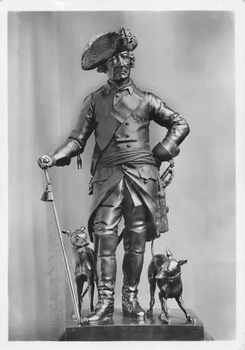 A082 Deutschland Schloss Sanssouci Friedrich die Großen Hunde Bronzeskulptur Postkarte