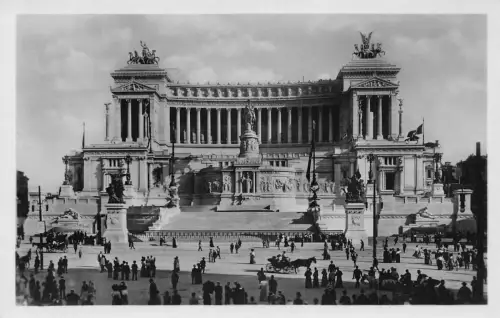 Italien Rom Roma Denkmal von Vittorio Emanuele II RPPC Vintage Postkarte