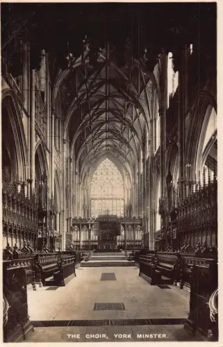 England The Choir York Minster RPPC Vintage Postkarte