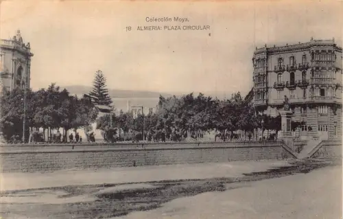 Spanien Almeria Plaza Rund Vintage Postkarte