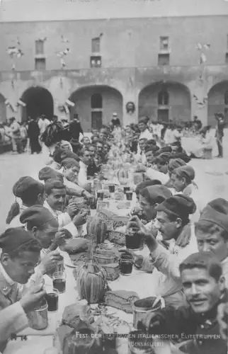 L079 Italien Fest der berühmten Elitetruppen Bersaglieri Postkarte