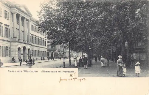 L015 Deutschland Gruss aus Wiesbaden Wilhelmstraße Promenade Vintage Postkarte