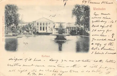 L015 Deutschland 1900 Wiesbaden Kurhaus Brunnen Bäder Vintage Postkarte
