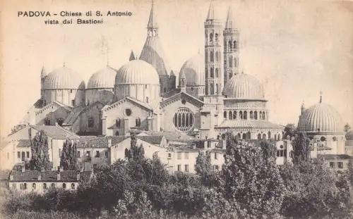 C082 Italien Padua Chiesa di S.Antonio vista dai Bastioni Vintage Postkarte