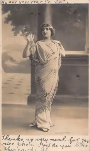 Echtfoto 1902 Frau Tänzerin gekleidet in Sari Vintage Postkarte