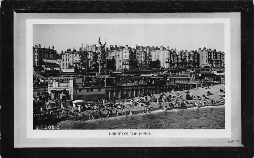 England 1910 Brighton The Beach Passepartout Vintage Postkarte