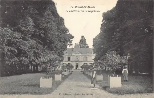 Frankreich Le Mesnil Saint Denis Le Chateau vu de la pelouse Vintage Postkarte