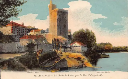 C051 Frankreich Avignon Les Bords du Rhone pres la Tour Vintage Postkarte