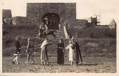 A978 Deutschland Begruessung Heinrich IV Friedrich Theater Soldaten RPPC Postkarte