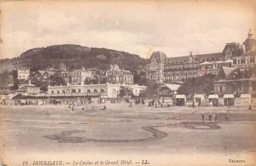 C070 Franc Houlgate Le Casino et le Grand Hotel Vintage Postkarte