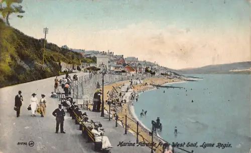 A950 England Lyme Regis Marine Parade aus West End Vintage Postkarte
