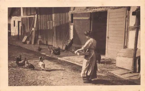 A974 Frankreich Werbung Schokolade Klaus Bauernmädchen Hühner Vintage Postkarte