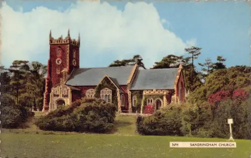 A953 England Sandringham Kirche Vintage Postkarte