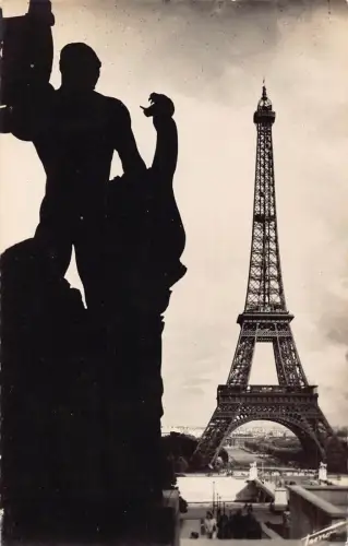 C057 Frankreich Paris La Tour Eiffel Vintage Postkarte