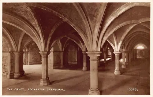 A943 England The Crypt Rochester Cathedral RPPC Vintage Postkarte