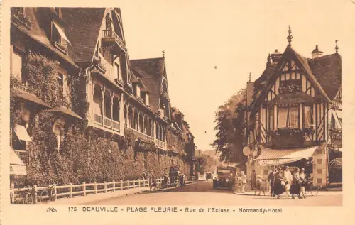 C068 Frankreich Deauville Plage Fleurie rue de l'Ecluse Vintage Postkarte