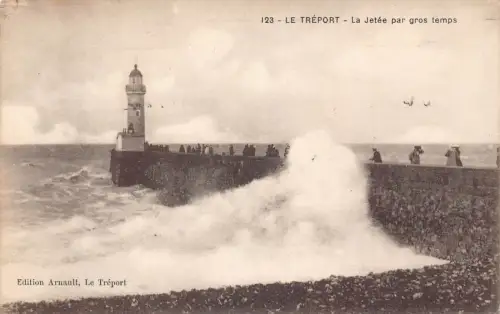 C069 Frankreich Le Treport La Jetee par gros temps Vintage Postkarte