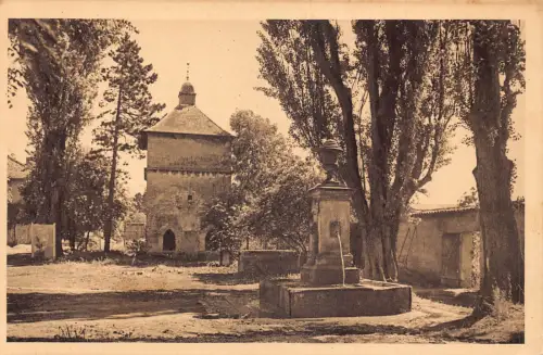 C069 Frankreich Institution Sainte Marie Fontaine et ancienne Chapelle Postkarte