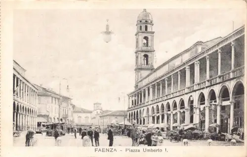 Italien Faenza Piazza Umberto I Vintage Postkarte