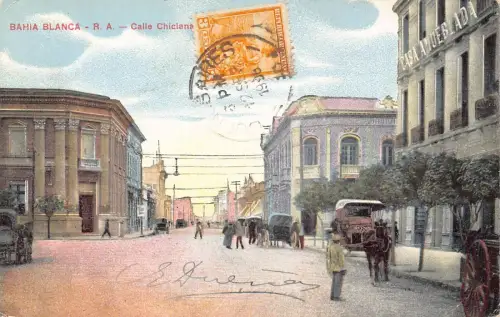 L360 Argentinien 1908 Bahia Blanca RA Calle Chiciana Autos Straße Vintage Postkarte
