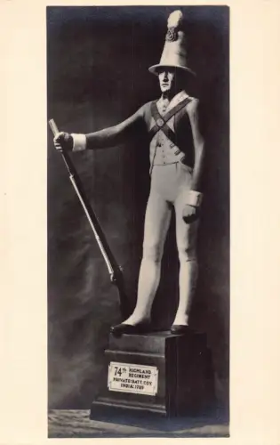 Edinburgh Castle Museum Uniform Typ 74th Highland Regiment Indien Postkarte