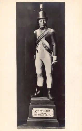 Edinburgh Castle Museum Statue Uniform Typen Regiment Ostindianer Bausatz Postkarte