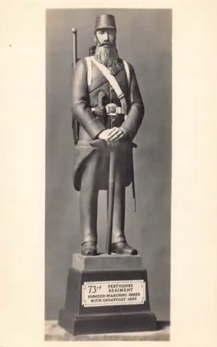 Edinburgh Castle Museum Statue Uniform Typ 73. Perthshire Reg Pioneer Postkarte