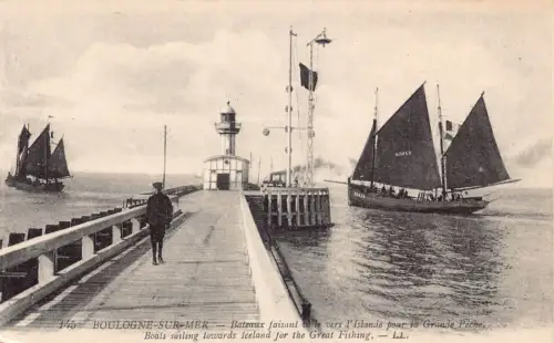 Frankreich Boulogne-Sur-mer Boote Segeln Island Großer Fischer Leuchtturm Postkarte