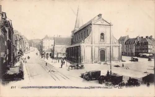 Frankreich Boulogne-sur-mer La Place Dalton - L'Eglise Saint-Nicolas Postkarte