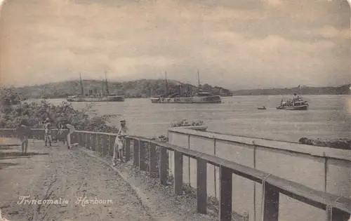 Sri Lanka Ceylon Hafen Dampfschiffe Trincomalie Vintage Postkarte