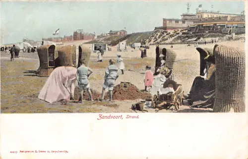 A637 Niederlande Zandvoort Strandkinder spielen im Sand Vintage Postkarte