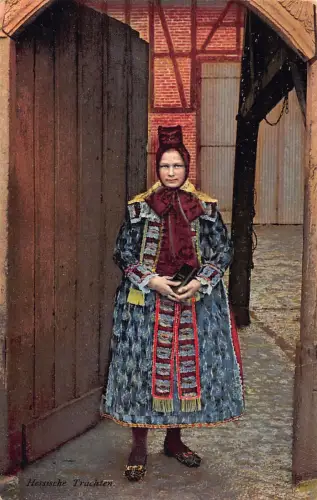 B011 Deutsche Tracht Hessische Trachten Bauernmädchen Volkspostkarte