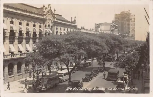 B013 Brasilien Rio de Janeiro Avenida Rio Branco Autos RPPC Vintage Postkarte