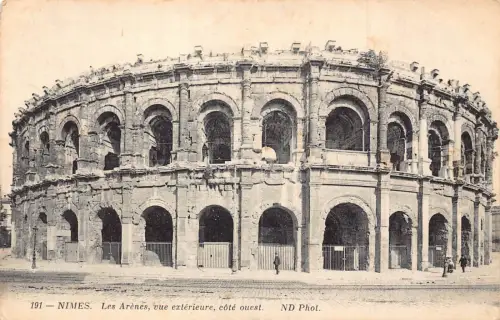 A683 Frankreich Nîmes Arena Außenansicht Vintage Postkarte