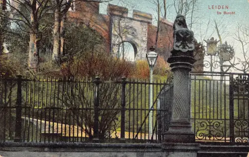 A660 Niederlande Leiden De Burcht Statue Vintage Postkarte
