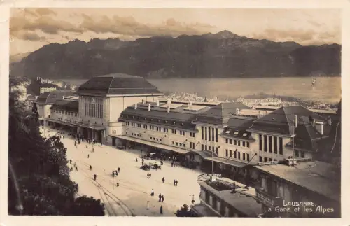 A695 Schweiz 1926 Bahnhof Lausanne RPPC Vintage Postkarte