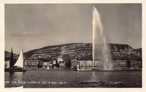 A181 Schweiz Les Eaux Vives et Jet D'Eau Brunnen Segelboote Postkarte
